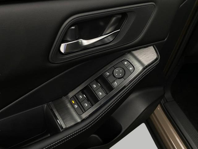 2025 Nissan Rogue Vehicle Photo in Appleton, WI 54913