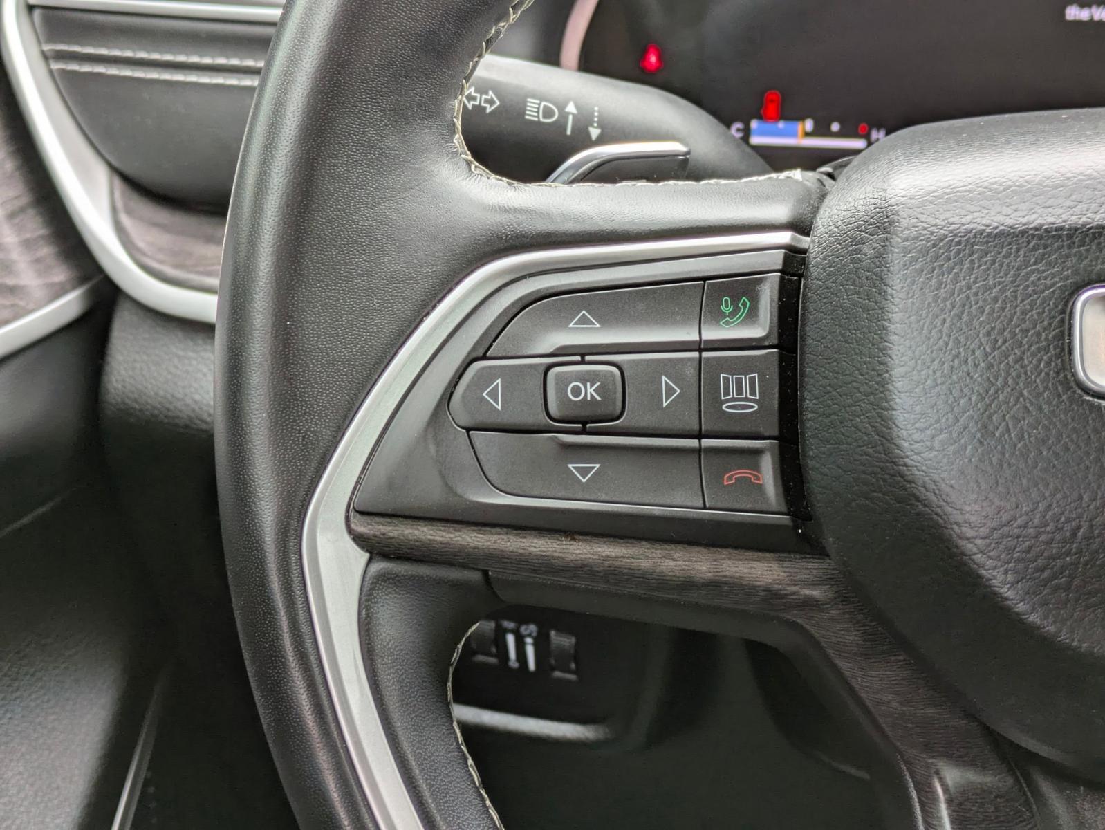 2021 Jeep Grand Cherokee L Vehicle Photo in SELMA, TX 78154-1460