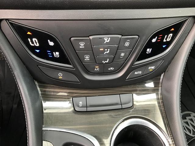 2020 Buick Envision Vehicle Photo in GREEN BAY, WI 54303-3330