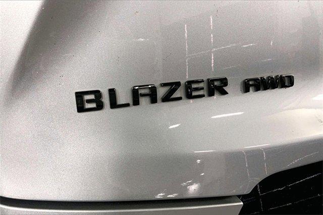 2024 Chevrolet Blazer Vehicle Photo in KANSAS CITY, MO 64114-4502