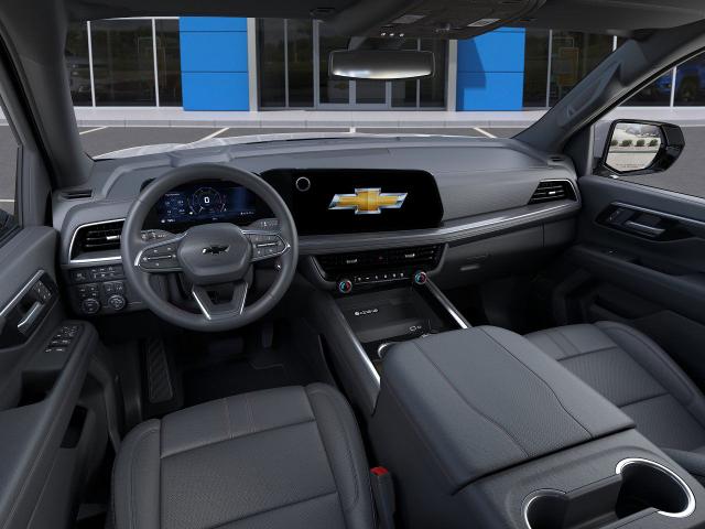 2025 Chevrolet Suburban Vehicle Photo in Roslyn, NY 11576