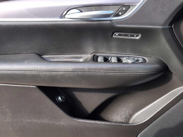 2019 Cadillac XT5 Vehicle Photo in DENTON, TX 76210-9321