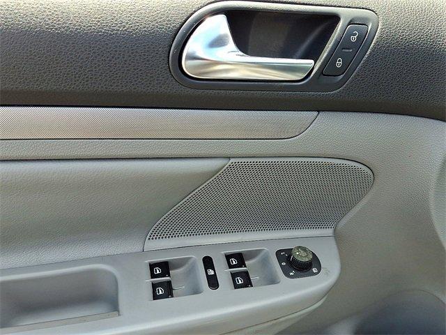 2009 Volkswagen Jetta Sedan Vehicle Photo in LANCASTER, PA 17601-0000