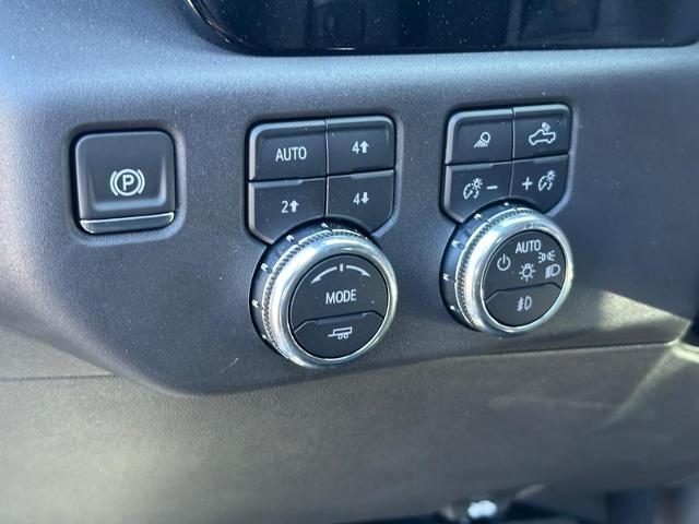 2025 GMC Sierra 1500 Vehicle Photo in COLUMBIA, MO 65203-3903