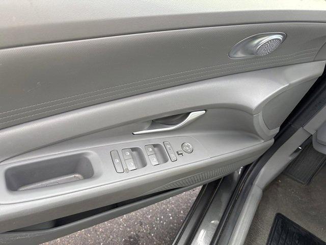 2024 Hyundai ELANTRA Vehicle Photo in Philadelphia, PA 19116