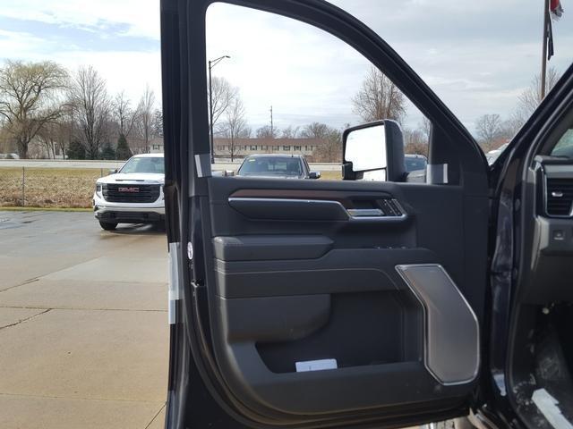 2024 GMC Sierra 2500 HD Vehicle Photo in ELYRIA, OH 44035-6349