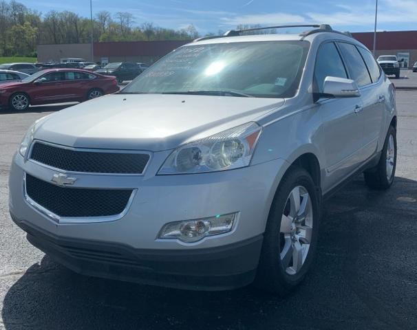 Used 2012 Chevrolet Traverse 1LT with VIN 1GNKRGEDXCJ417988 for sale in Hillsboro, OH