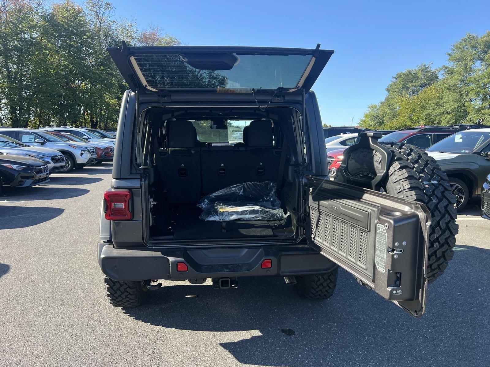 2024 Jeep Wrangler Vehicle Photo in Mechanicsburg, PA 17050-1707