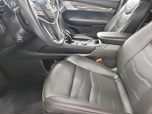 2024 Cadillac XT5 Vehicle Photo in GREEN BAY, WI 54303-3330