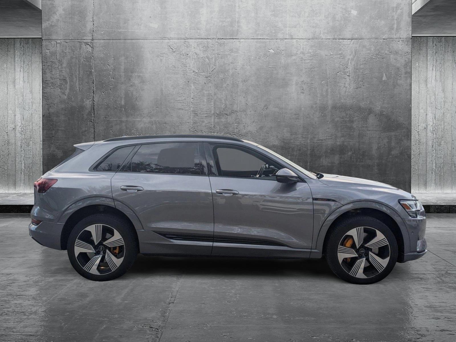 2022 Audi e-tron Vehicle Photo in Delray Beach, FL 33444