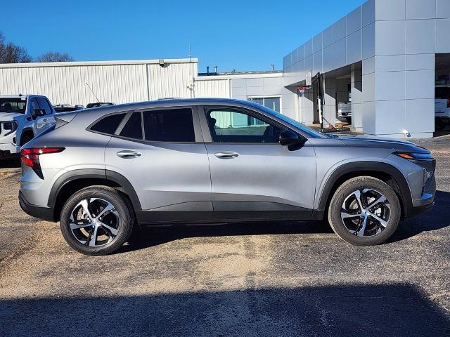 2025 Chevrolet Trax Vehicle Photo in PARIS, TX 75460-2116