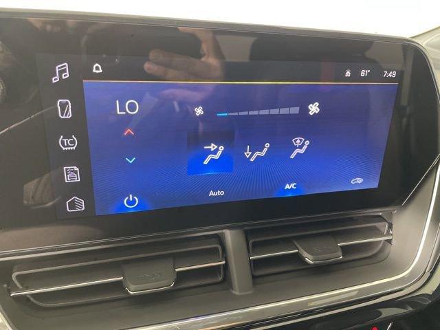 2025 Chevrolet Trax Vehicle Photo in PHOENIX, AZ 85014-3381
