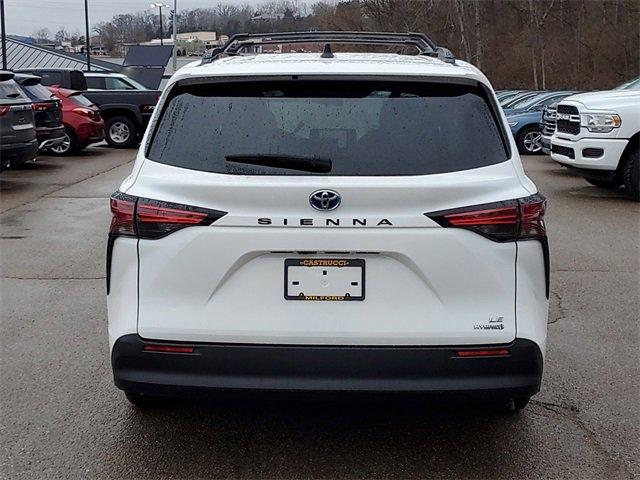 2022 Toyota Sienna Vehicle Photo in MILFORD, OH 45150-1684