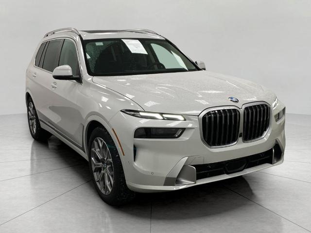 2025 BMW X7 xDrive40i Vehicle Photo in Appleton, WI 54913