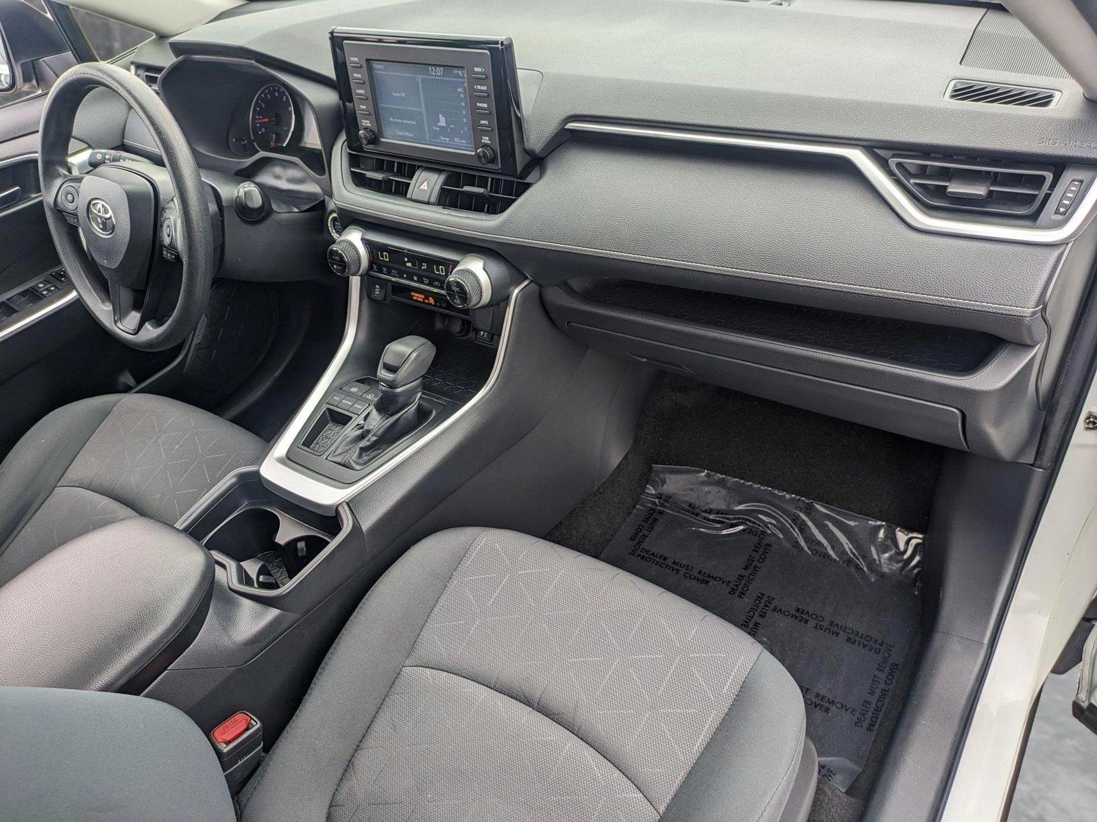 2019 Toyota RAV4 Vehicle Photo in Bradenton, FL 34207