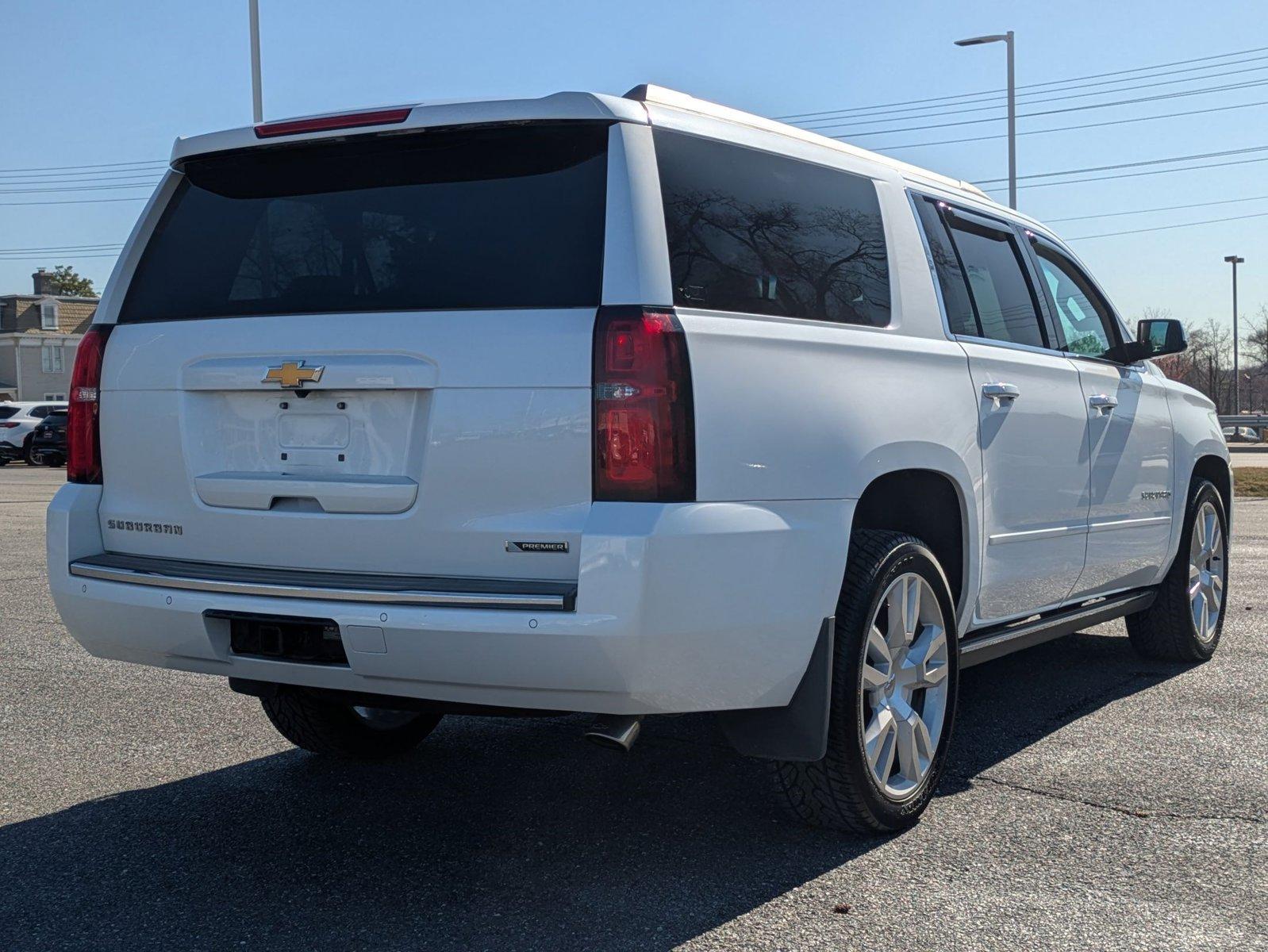 2017 Chevrolet Suburban Vehicle Photo in LAUREL, MD 20707-4697