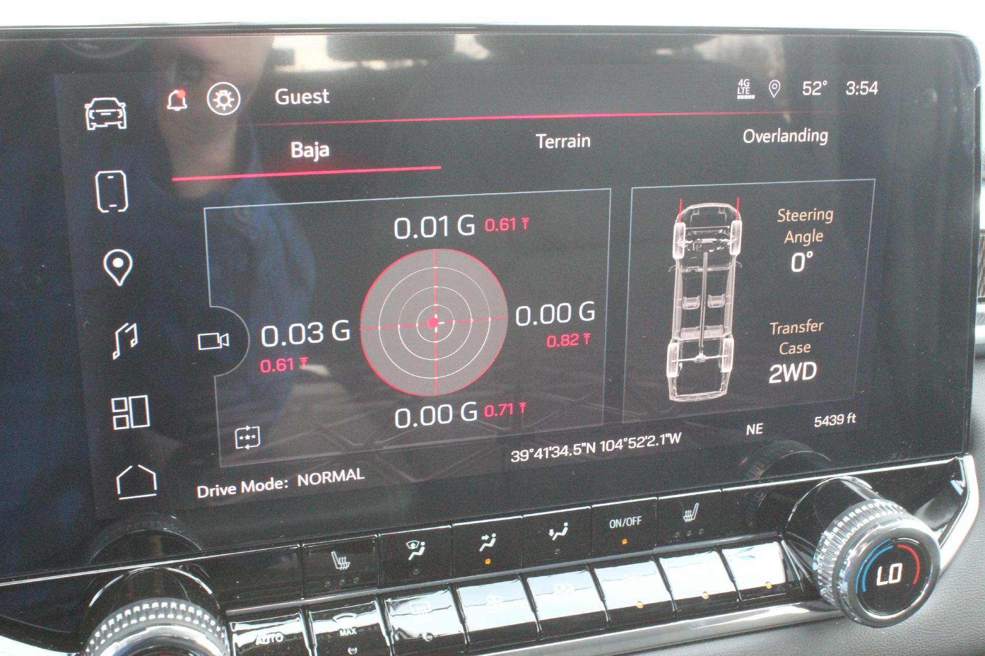 2025 GMC Canyon Vehicle Photo in AURORA, CO 80012-4011