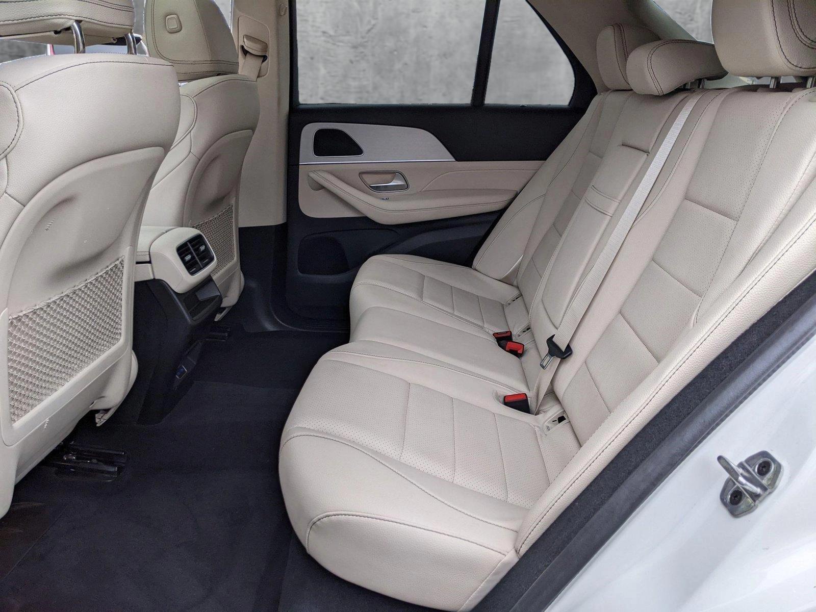 2024 Mercedes-Benz GLE Vehicle Photo in TIMONIUM, MD 21093-2300