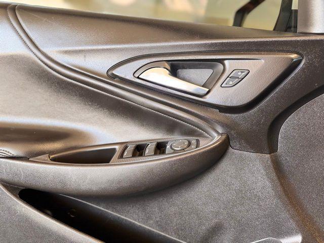 2017 Chevrolet Malibu Vehicle Photo in DELRAY BEACH, FL 33483-3294