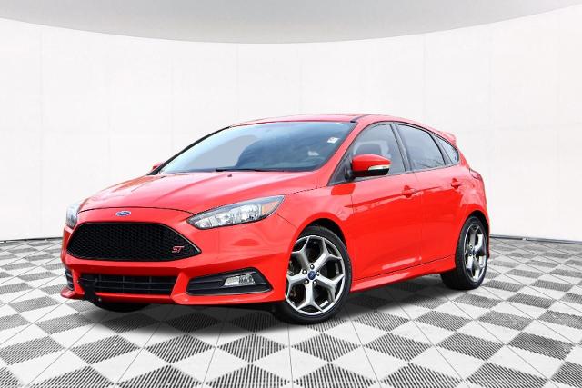 Used 2016 Ford Focus ST with VIN 1FADP3L98GL358275 for sale in Mc Henry, IL