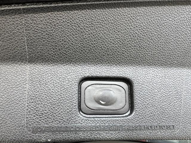 2019 Ford Explorer Vehicle Photo in MASSENA, NY 13662-2255