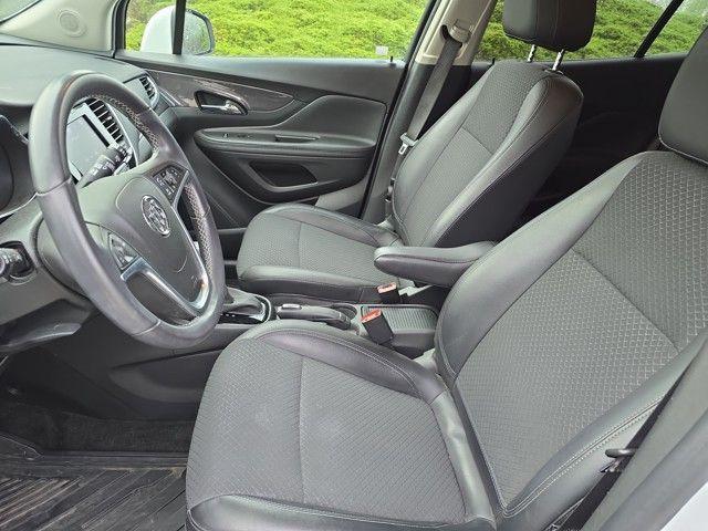 2022 Buick Encore Vehicle Photo in Pleasant Hills, PA 15236