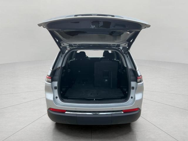 2023 Jeep Grand Cherokee L Vehicle Photo in Kaukauna, WI 54130