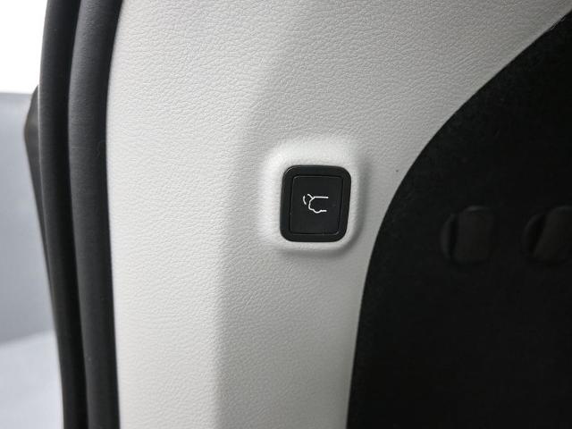 2019 Jeep Cherokee Vehicle Photo in Cedar Rapids, IA 52402