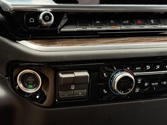 2025 GMC Sierra 1500 Vehicle Photo in COLUMBIA, MO 65203-3903