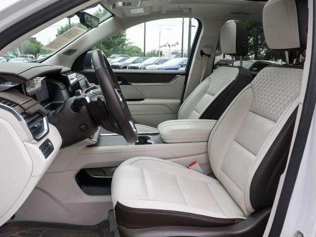 2024 GMC Acadia Vehicle Photo in Dallas, TX 75209