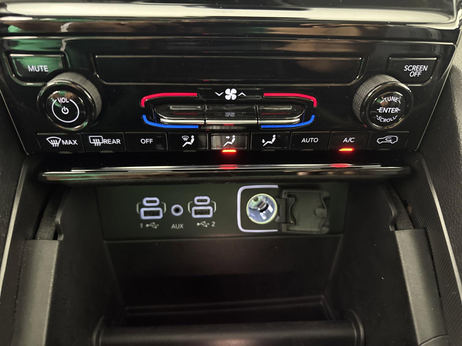 2024 Jeep Grand Cherokee Vehicle Photo in GEORGETOWN, TX 78626-7508