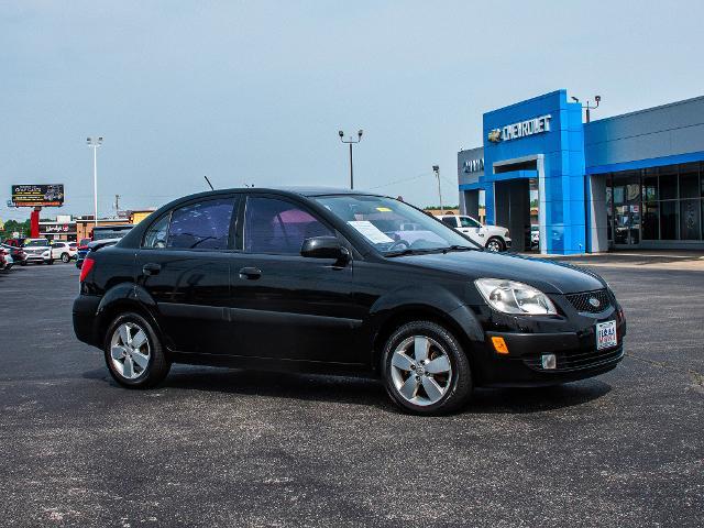 2009 Kia Rio Vehicle Photo in MADISON, IN 47250-1611