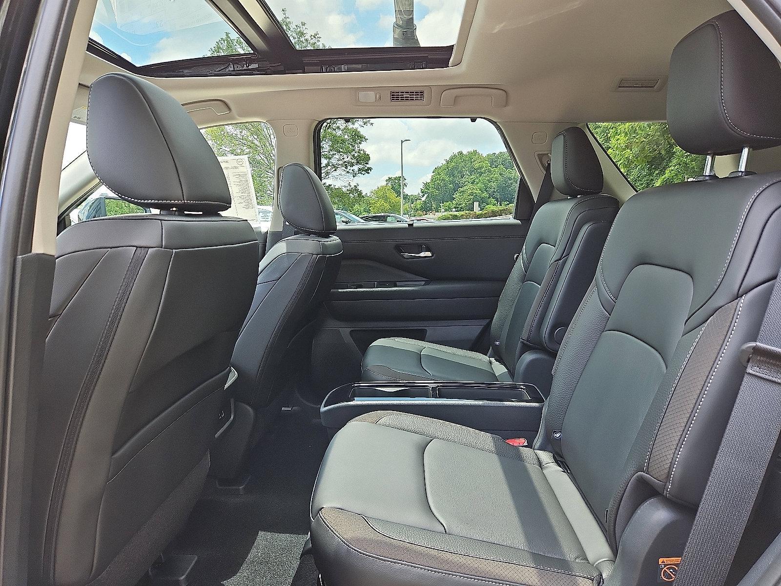 2025 Nissan Pathfinder Vehicle Photo in Jenkintown, PA 19046