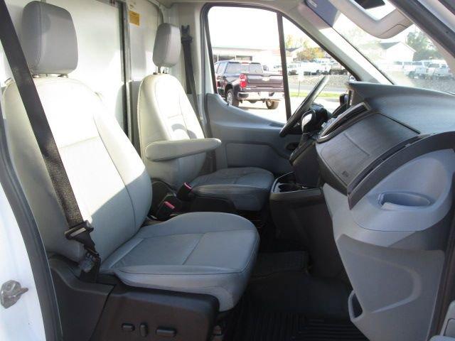 2016 Ford Transit Cutaway Vehicle Photo in Cedar Rapids, IA 52402