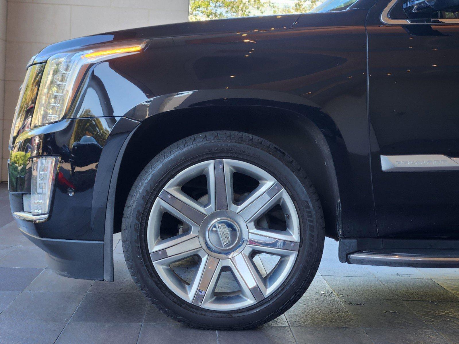 2020 Cadillac Escalade Vehicle Photo in HOUSTON, TX 77079-1502