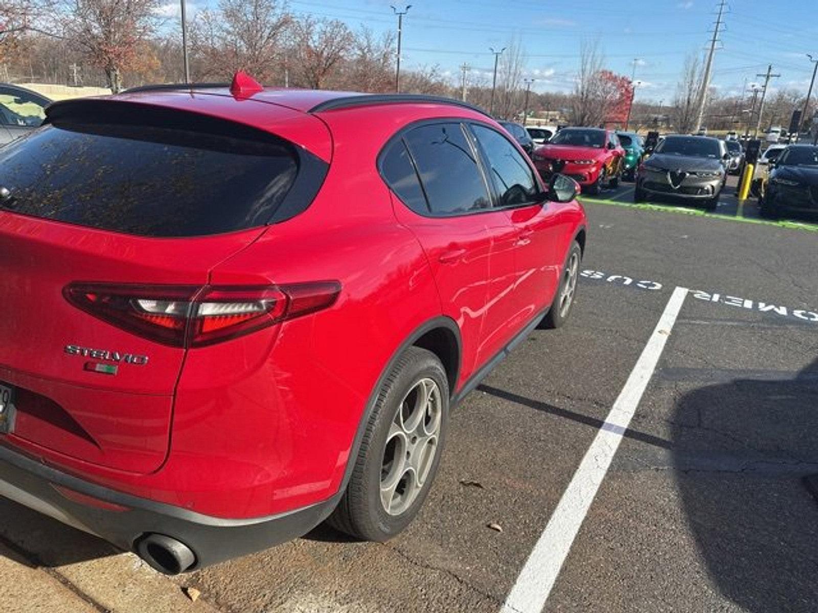 2018 Alfa Romeo Stelvio Vehicle Photo in Willow Grove, PA 19090