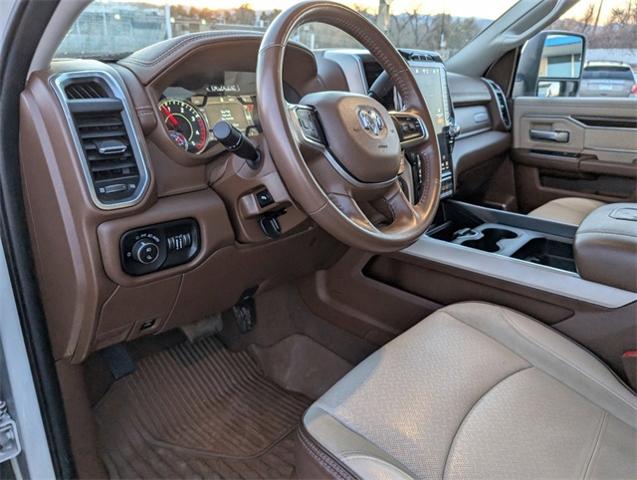 2024 Chevrolet Colorado Vehicle Photo in ENGLEWOOD, CO 80113-6708