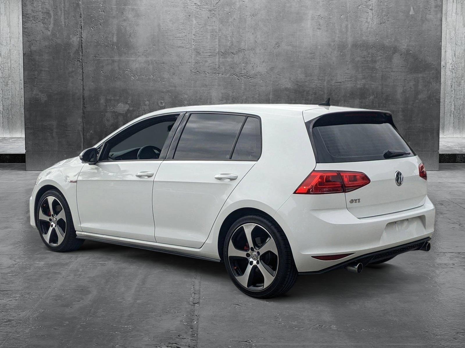 2017 Volkswagen Golf GTI Vehicle Photo in PEMBROKE PINES, FL 33024-6534