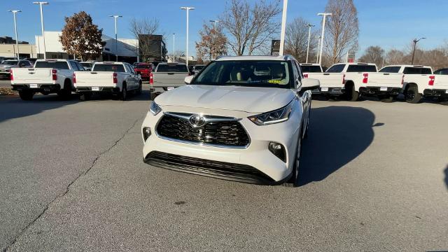 2023 Toyota Highlander Vehicle Photo in BENTONVILLE, AR 72712-4322