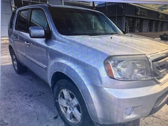 2011 Honda Pilot Vehicle Photo in Oshkosh, WI 54901