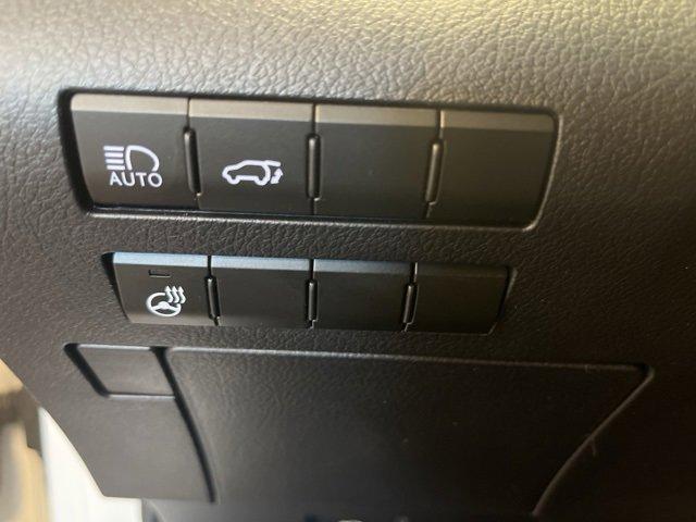 2022 Lexus RX 350L Vehicle Photo in Willow Grove, PA 19090