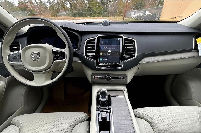 2025 Volvo XC90 Vehicle Photo in Houston, TX 77007