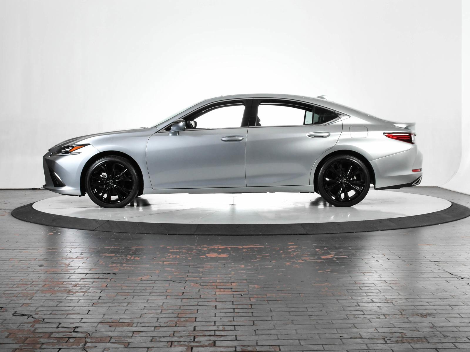 2023 Lexus ES 350 Vehicle Photo in DALLAS, TX 75235