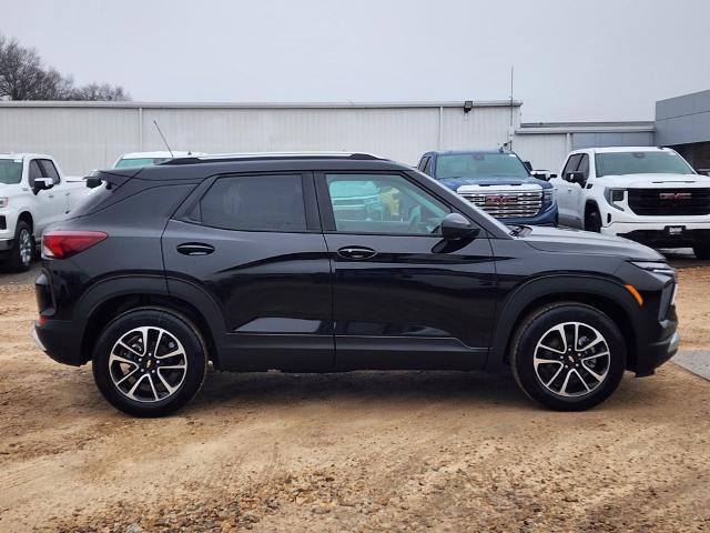 2025 Chevrolet Trailblazer Vehicle Photo in PARIS, TX 75460-2116