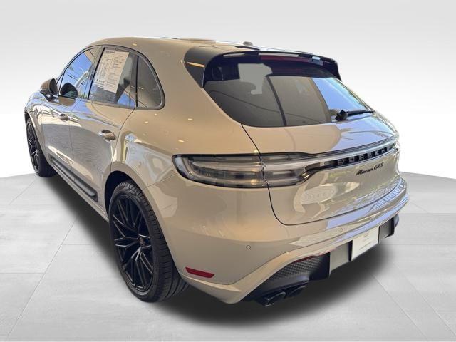 2024 Porsche Macan Vehicle Photo in DELRAY BEACH, FL 33483-3294