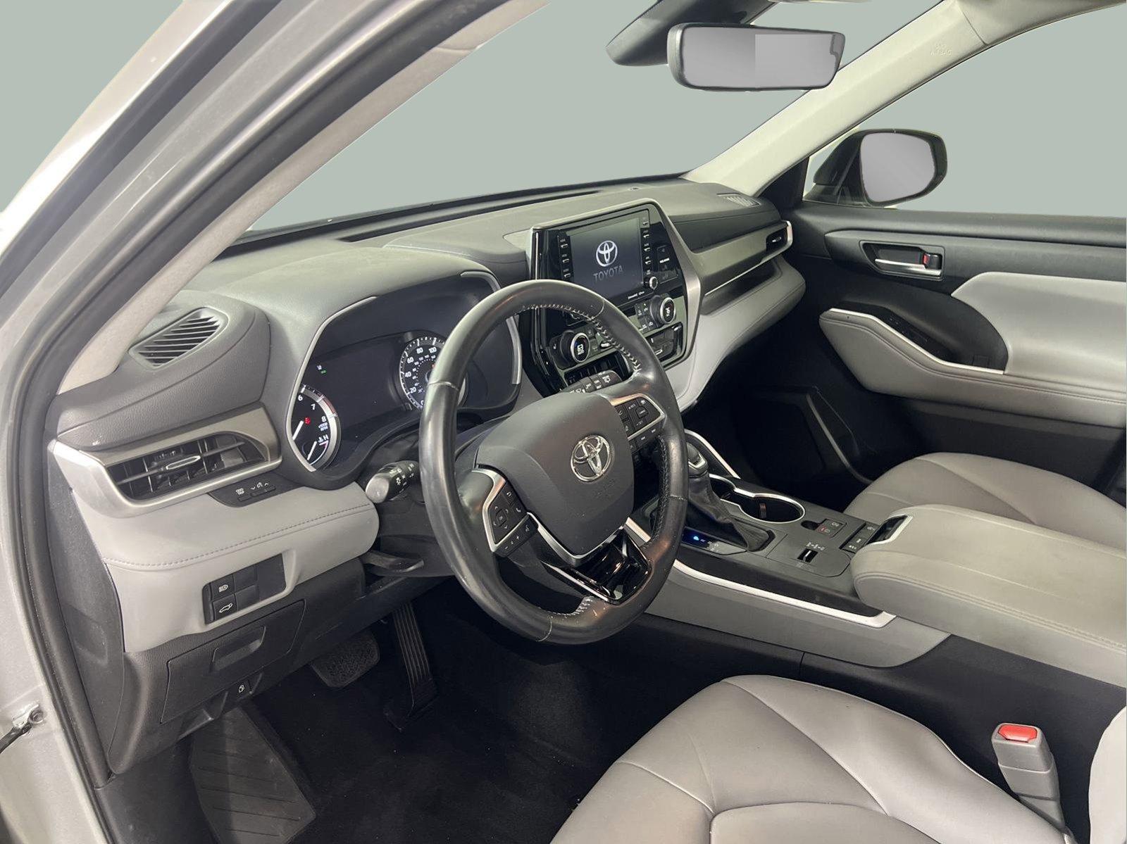2021 Toyota Highlander Vehicle Photo in GEORGETOWN, TX 78626-7508