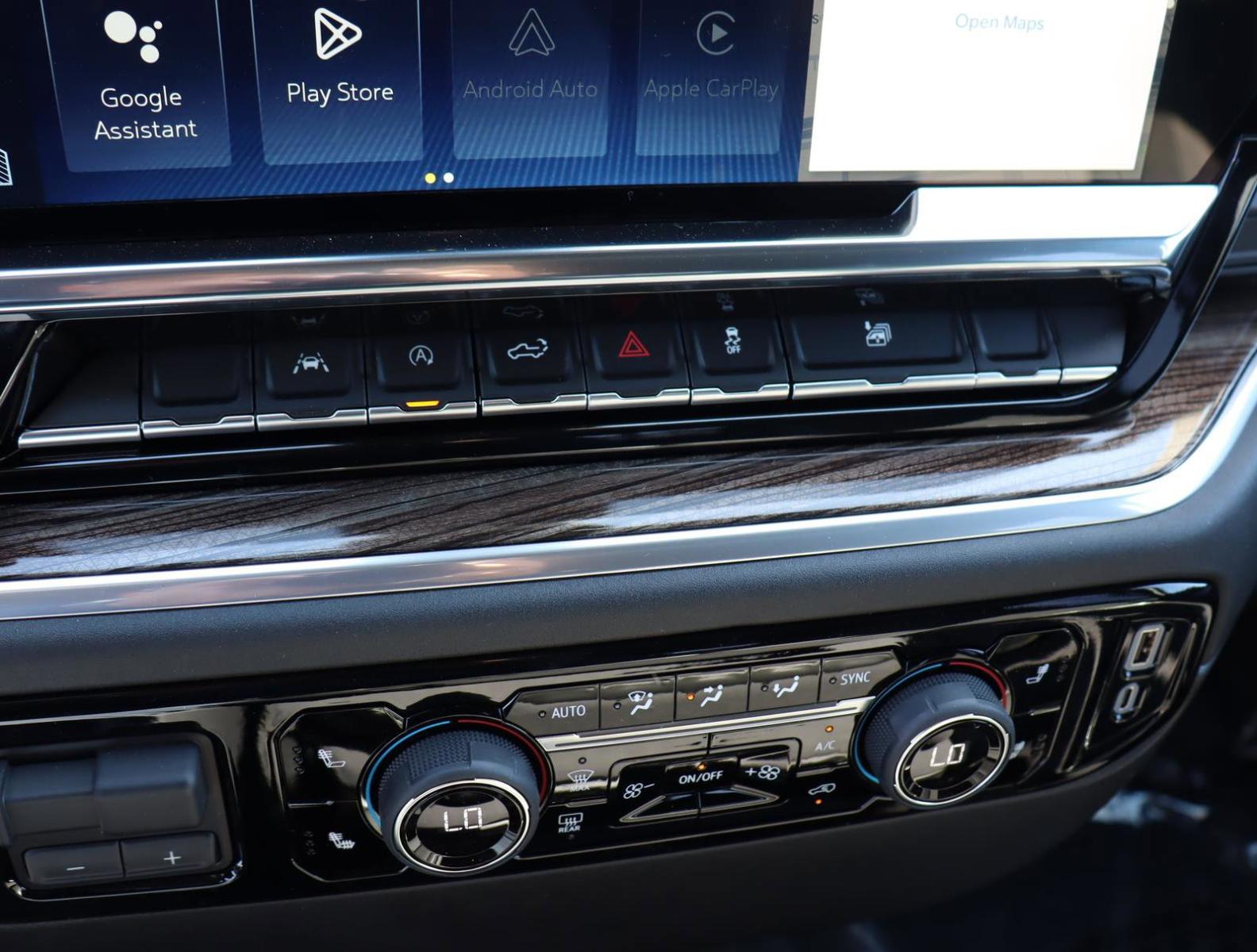 2025 Chevrolet Silverado 1500 Vehicle Photo in LOS ANGELES, CA 90007-3794