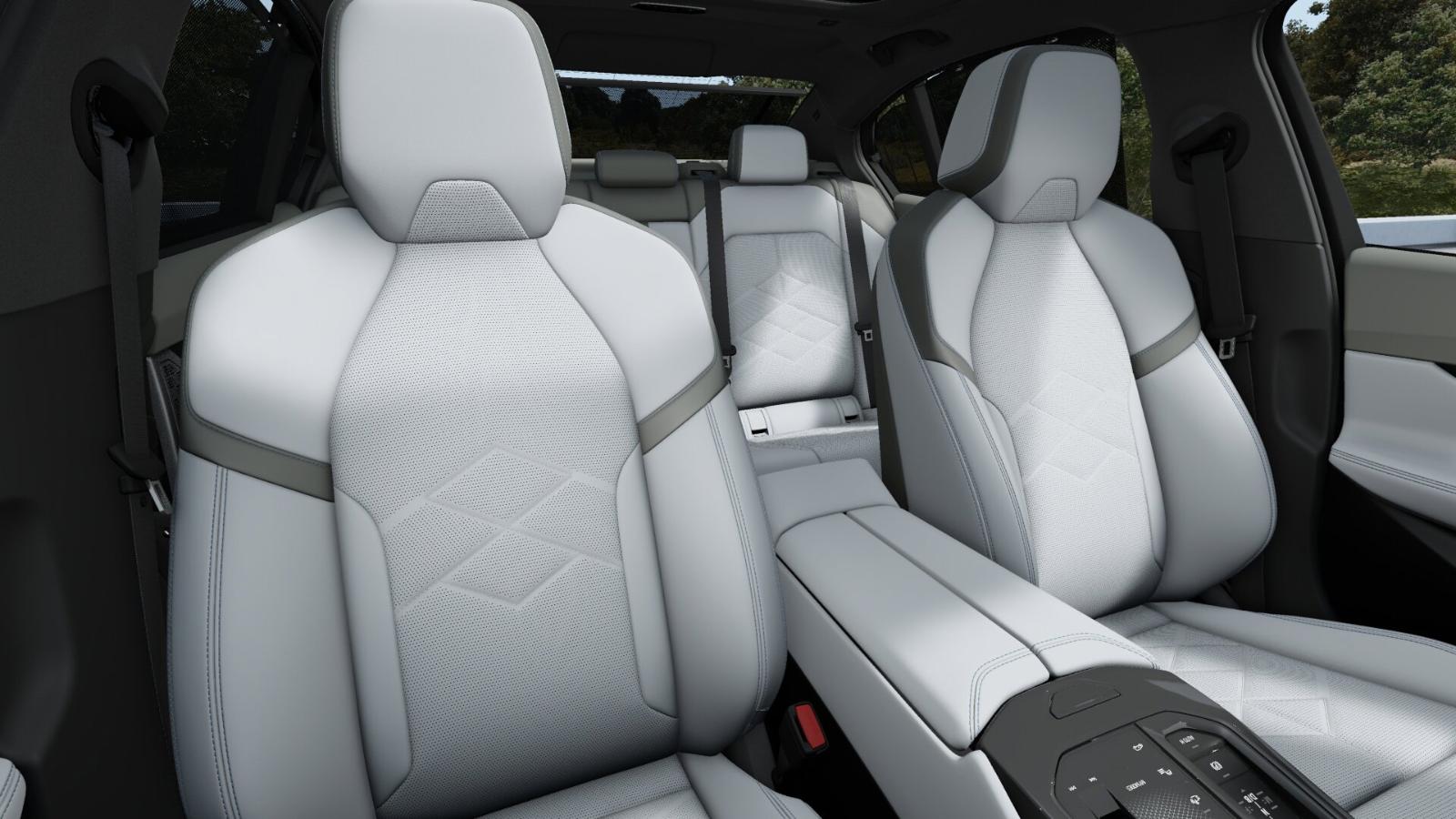2025 BMW i5 Vehicle Photo in GRAPEVINE, TX 76051