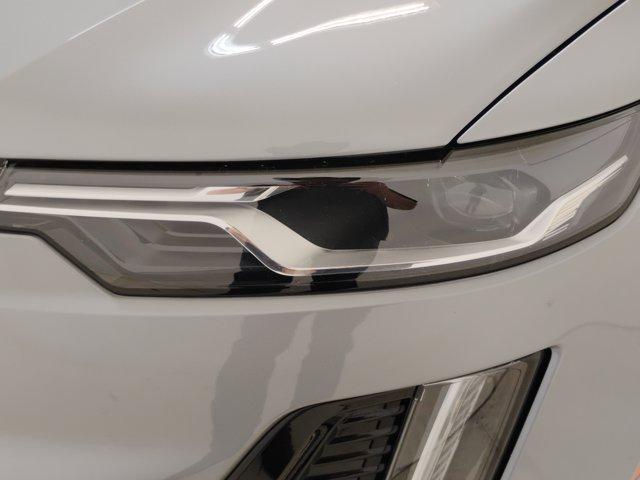 2025 Cadillac XT6 Vehicle Photo in PINEVILLE, NC 28134-8495