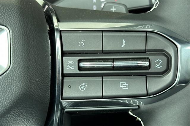 2025 GMC Acadia Vehicle Photo in ELK GROVE, CA 95757-8703